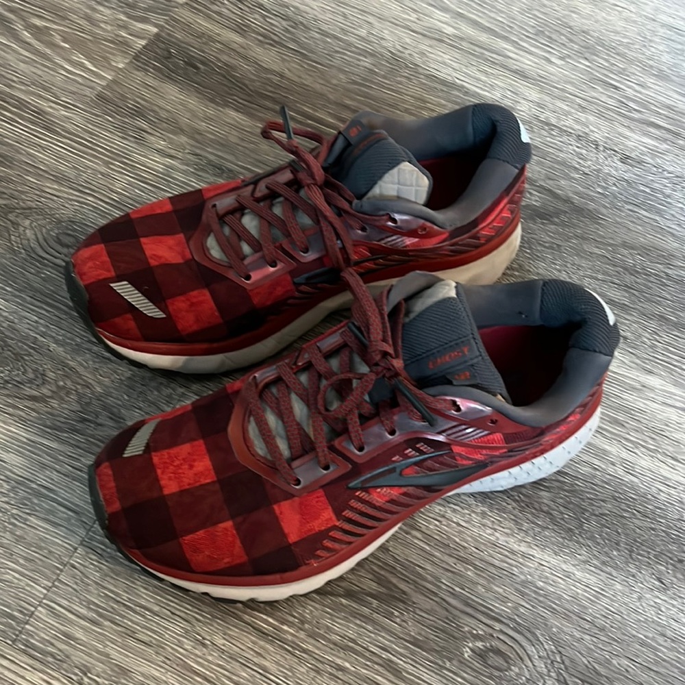 BROOKS Ghost 12 Women’s running shoes size 7.5 🔥